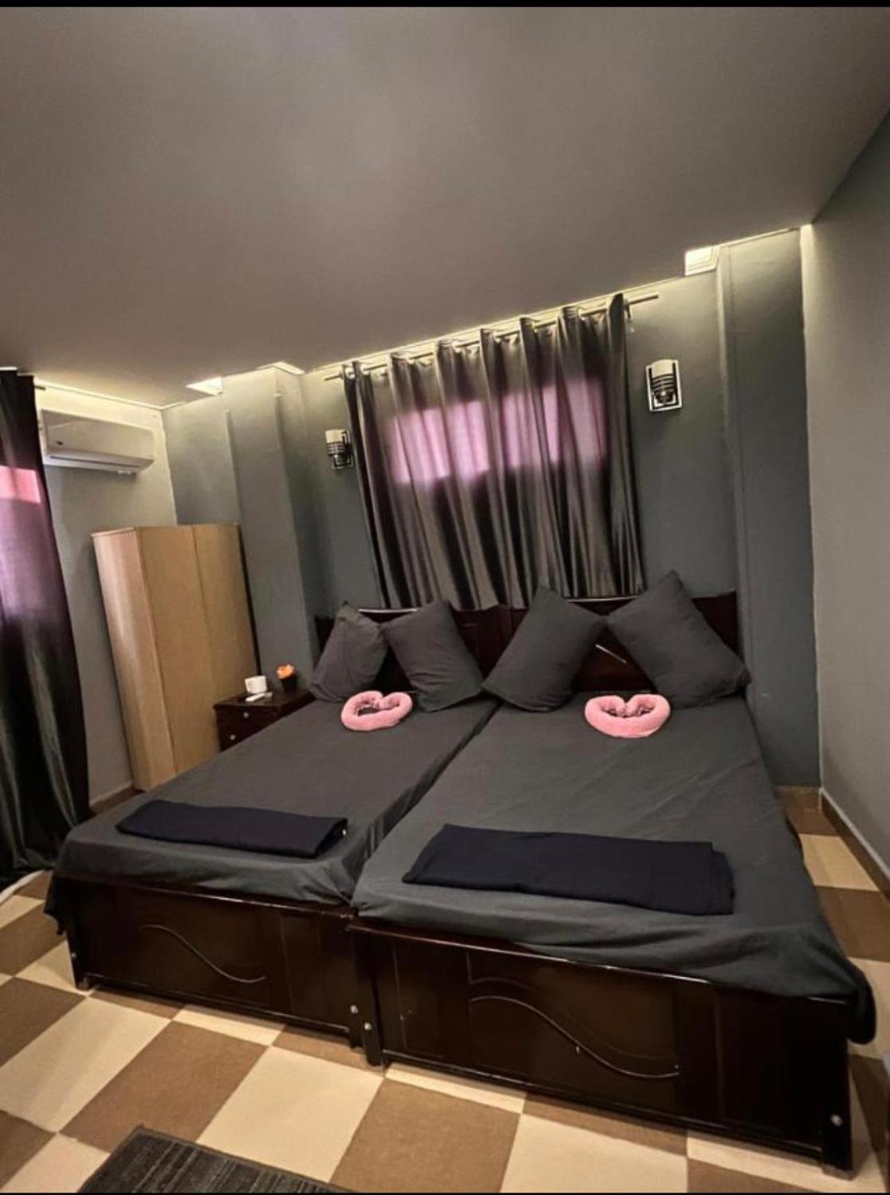 City Pyramids Inn Kafret el-Gabal Екстериор снимка