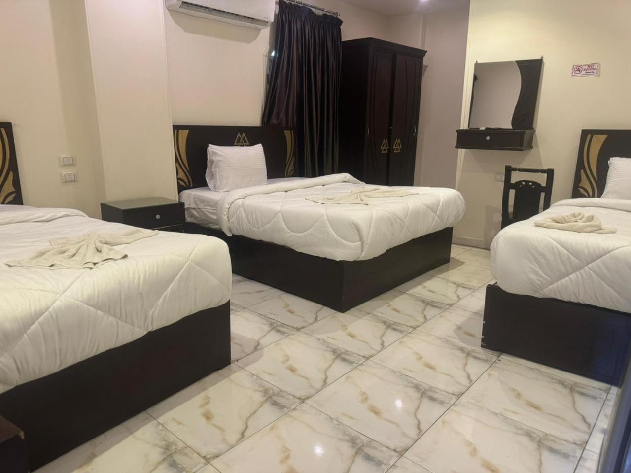 City Pyramids Inn Kafret el-Gabal Екстериор снимка
