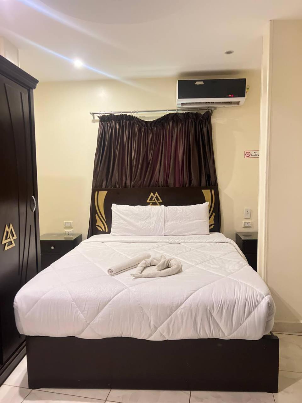 City Pyramids Inn Kafret el-Gabal Екстериор снимка