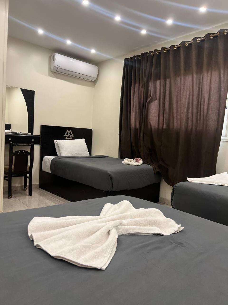 City Pyramids Inn Kafret el-Gabal Екстериор снимка