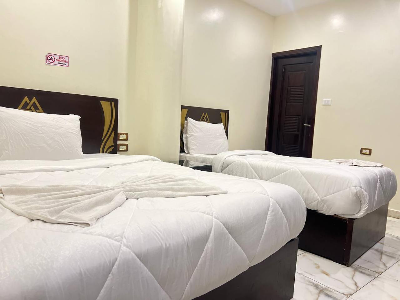 City Pyramids Inn Kafret el-Gabal Екстериор снимка